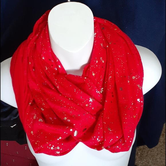 Bundle of 3 Fashion Scarves - Picture 3 of 8